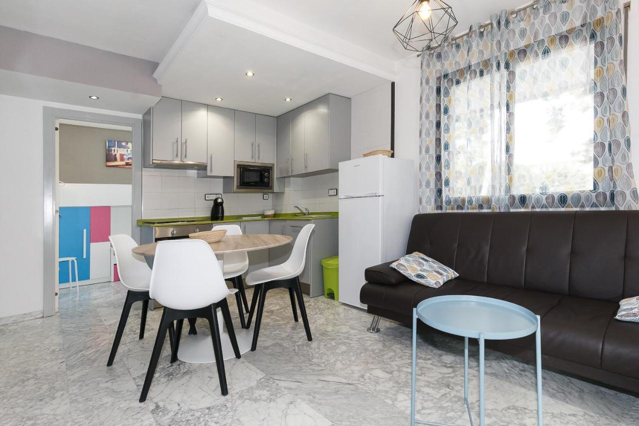 Uhc Cancun Apartments ซาลอว์ ภายนอก รูปภาพ