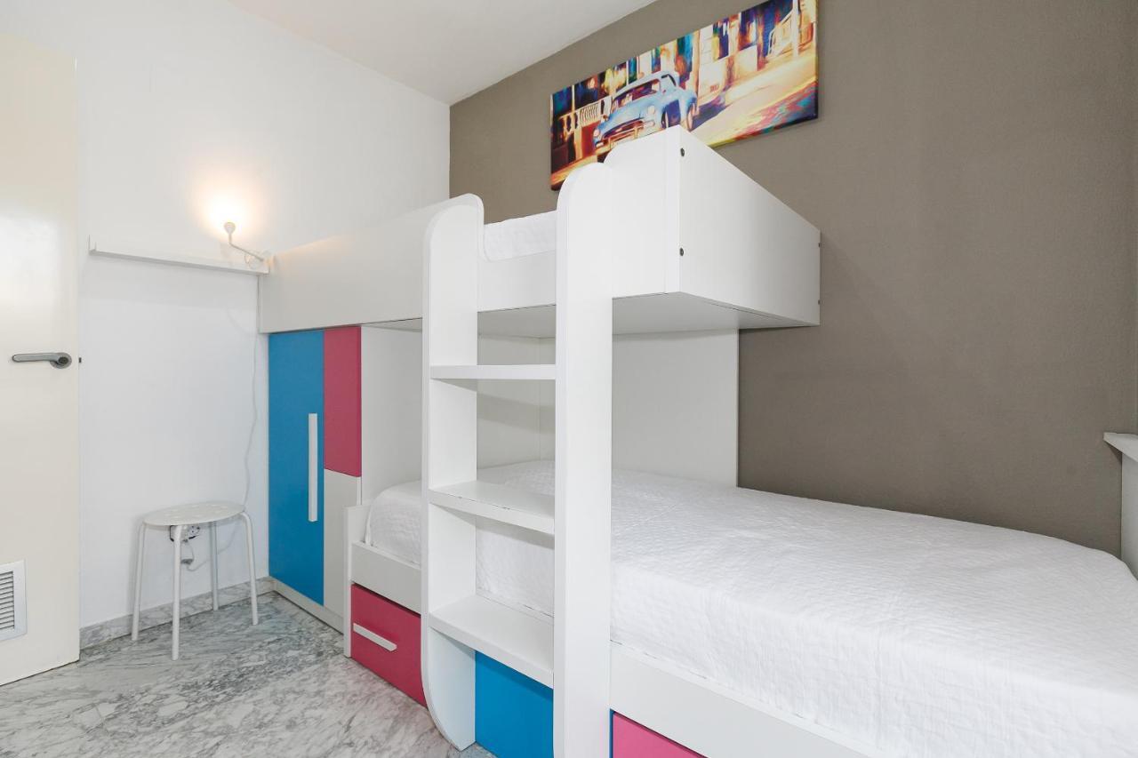 Uhc Cancun Apartments ซาลอว์ ภายนอก รูปภาพ